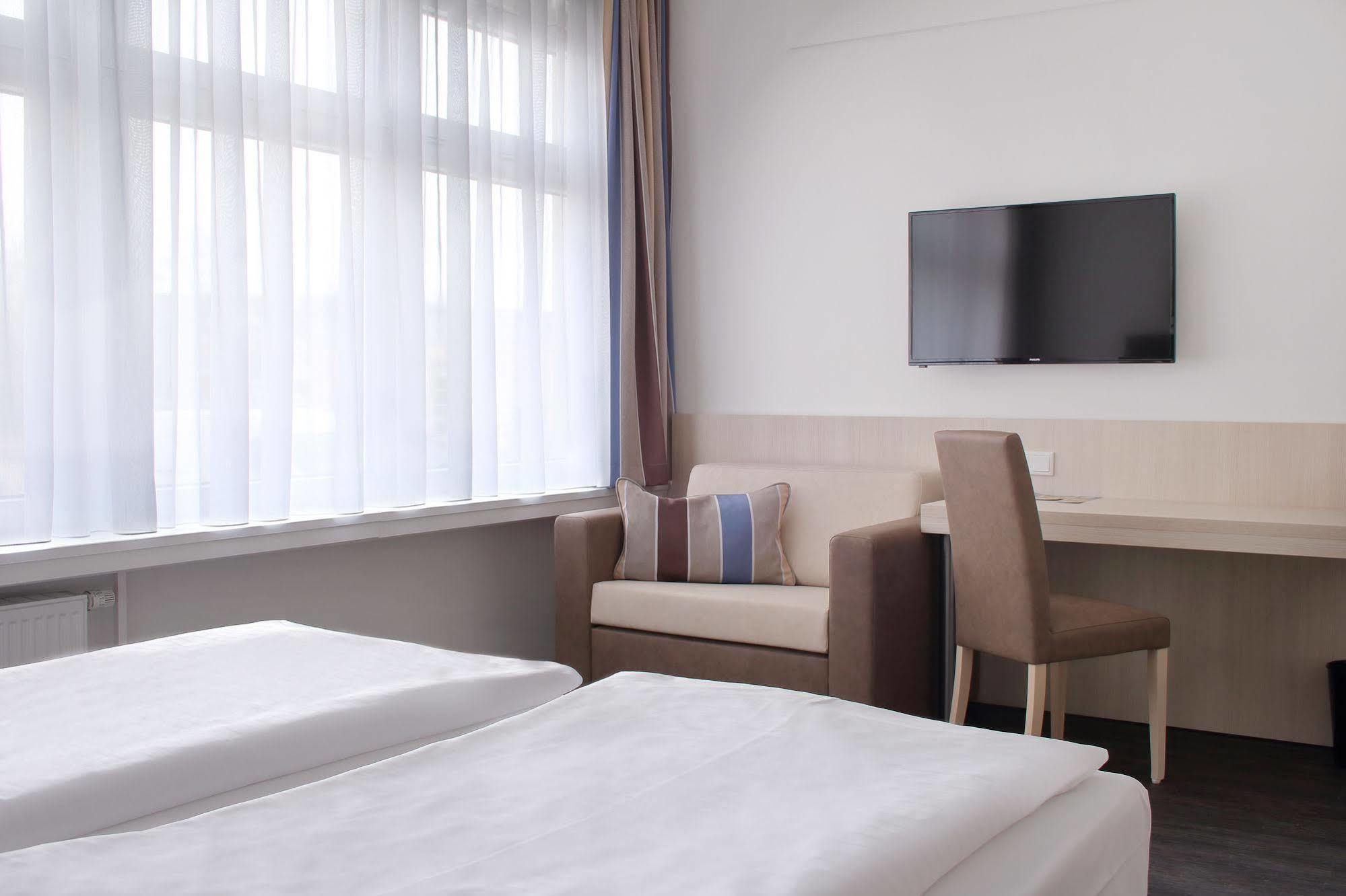 Viva Hotel Luebeck Exterior photo