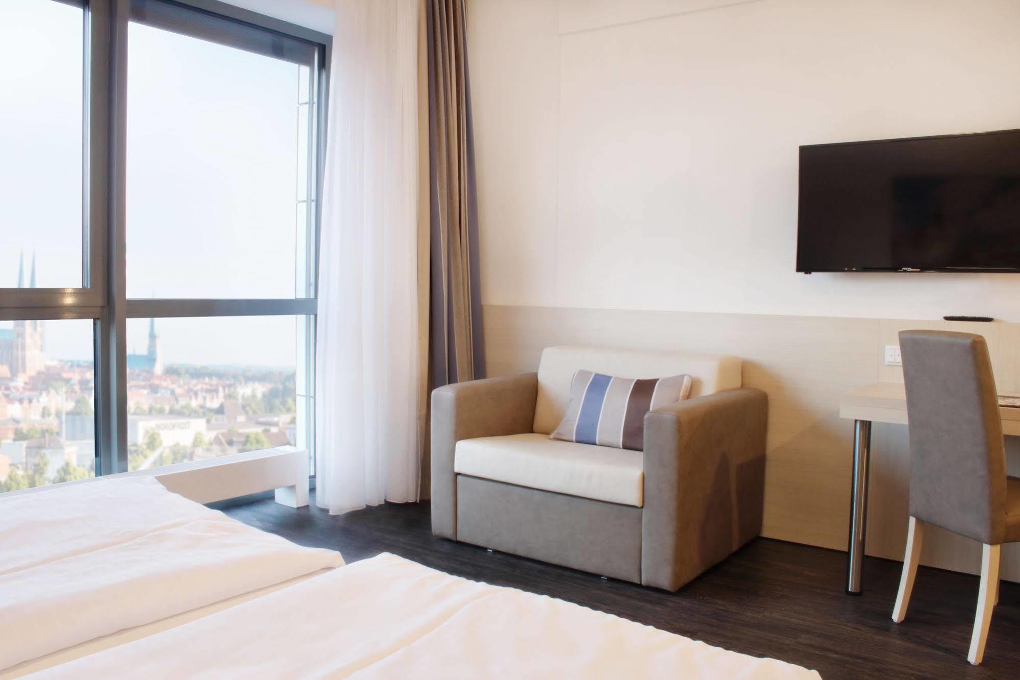 Viva Hotel Luebeck Exterior photo